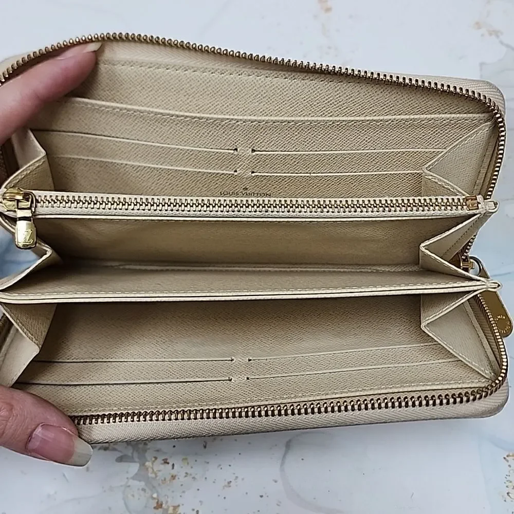 Authentic Louis Vuitton Damier Azur Zippy Zip Around Wallet